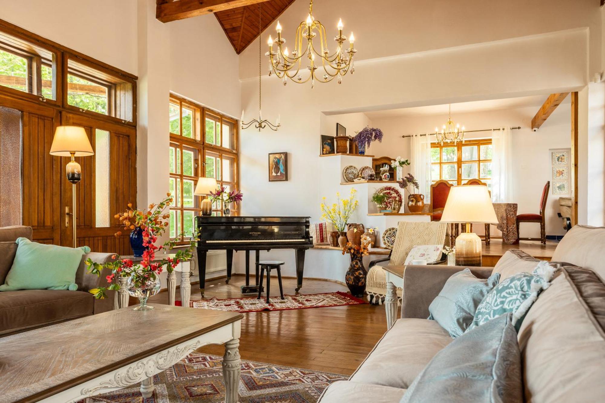 Villa Alba By Akasha Retreat Bran  Extérieur photo